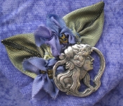 folded-bags-with-beaded-handles-fairy-button-2-leaves