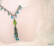 sea-breeze-crystal-necklace-still-hanging