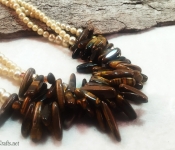 tigers & pearls necklace