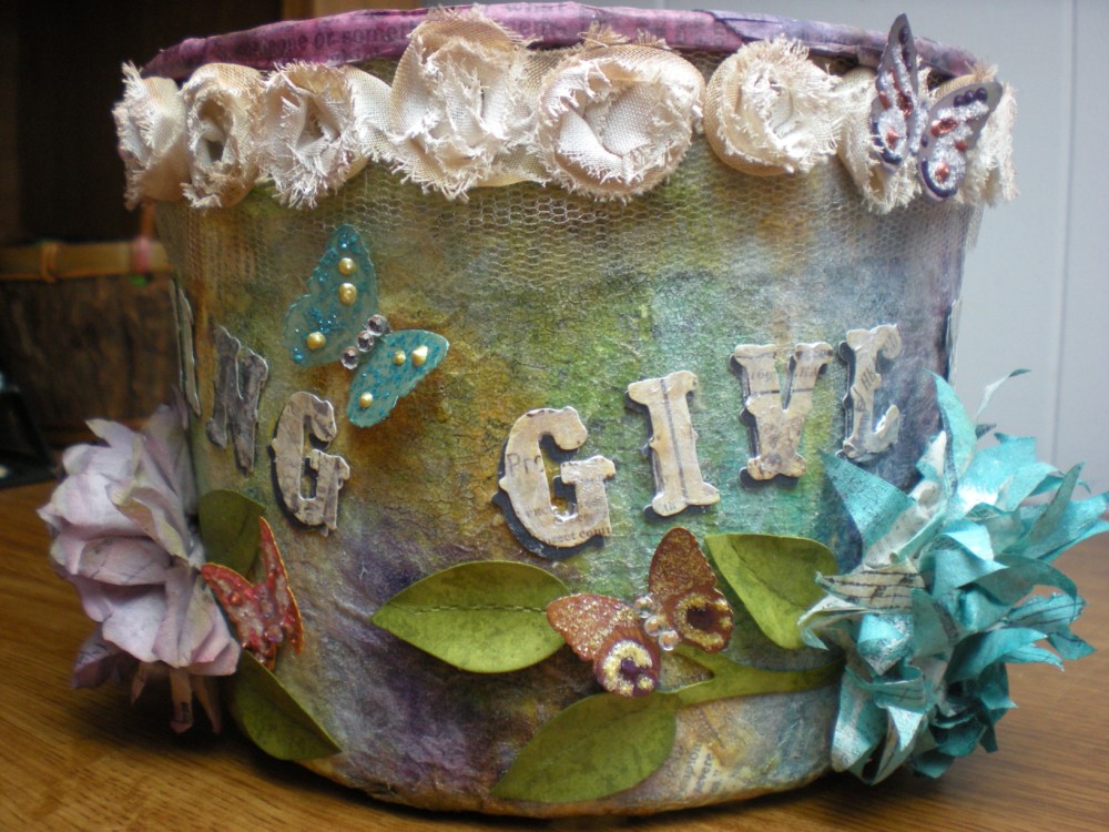 altered-thread-catcher-give