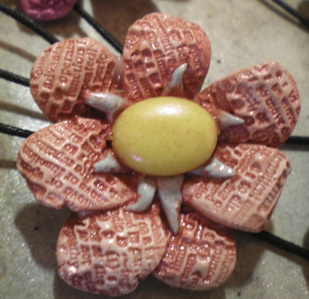funky-polymer-clay-flower-pink-definition