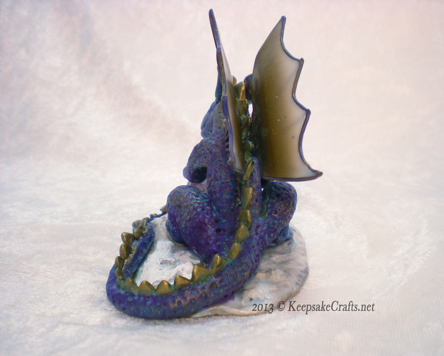 purple-dragon-sculpture-4