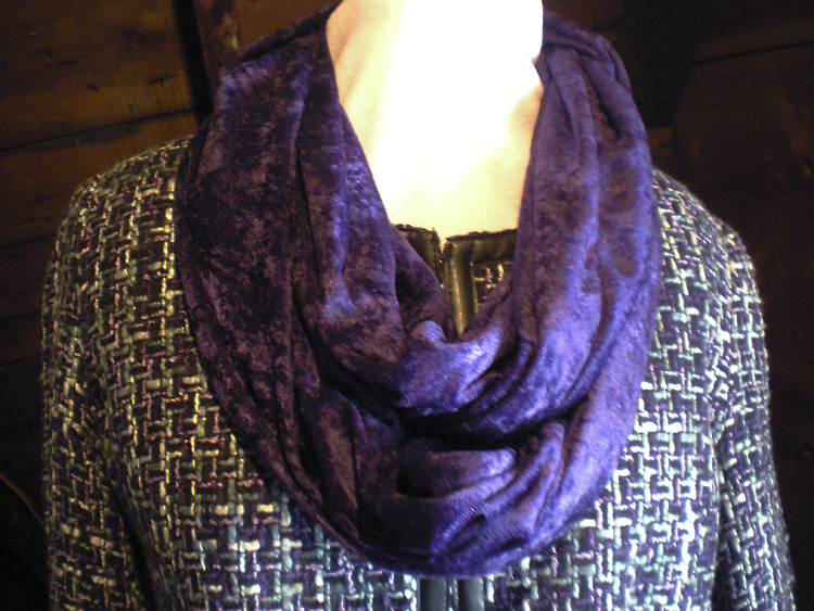 purple-velvet-scarf-001_0