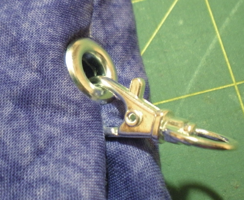 folded-purse-handle-tutorial-5-attach-clasp