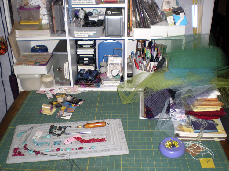 2011-05-11-whats-on-your-workdesk-wednesday