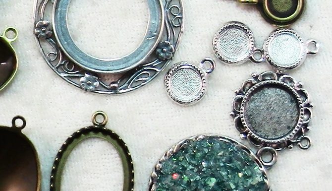 Friday Findings-All About Bezels