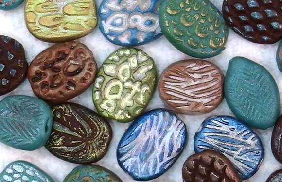 Textured Bead Tutorial and Surface Effect Experiments-Polymer Clay