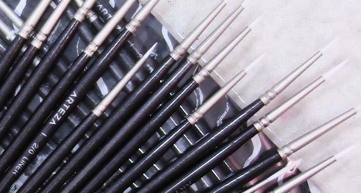 Brushes For Miniatures-Arteza Set of 15 Liners, Spotters & Rounds Review-Friday Findings