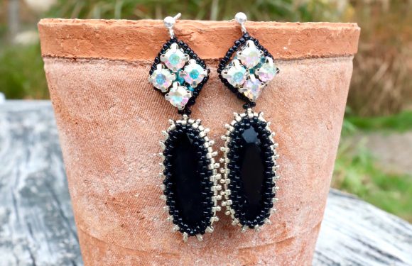 Elegant Black & Crystal Earrings – Bead Weaving/Peyote Bezel Tutorial