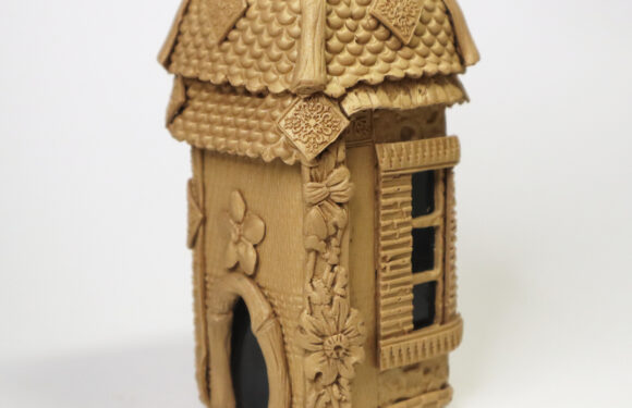 DIY Whimsical Bottle House: Easy Miniature Building Tips