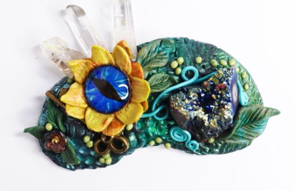 Simple Creative Ways to Sculpt with Mixed Media Materials